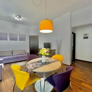 Apartament Vibrant Victoriei, Bucureşti